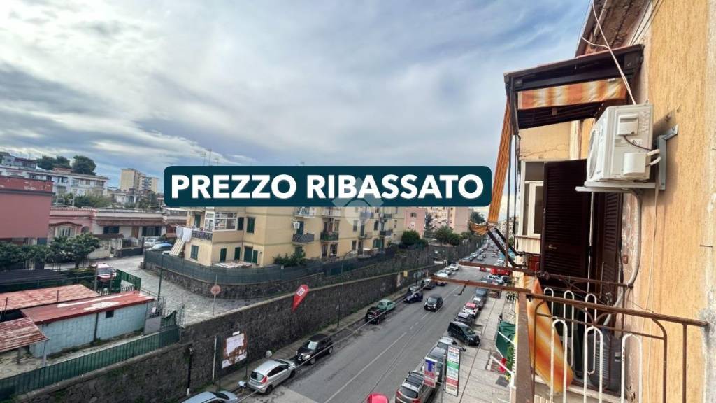 appartamento in vendita a Napoli in zona Barra