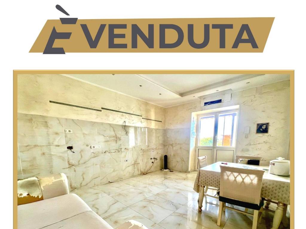 appartamento in vendita a Napoli in zona Piscinola