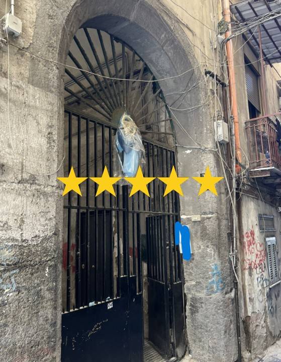 appartamento in vendita a Napoli