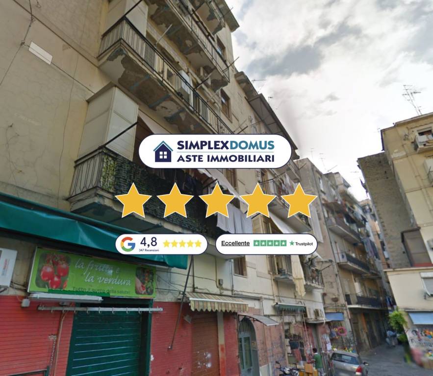 appartamento in vendita a Napoli in zona Pendino / San Giuseppe