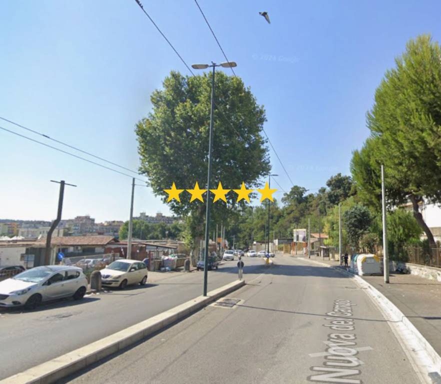 appartamento in vendita a Napoli in zona Poggioreale