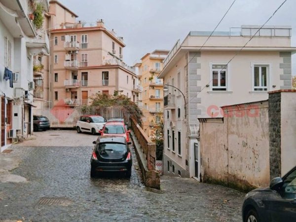 appartamento in vendita a Napoli in zona Vomero