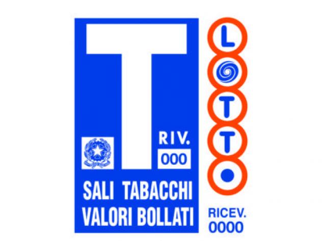 negozio in vendita a Napoli in zona Bagnoli