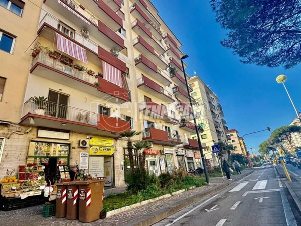 appartamento in vendita a Napoli in zona Fuorigrotta
