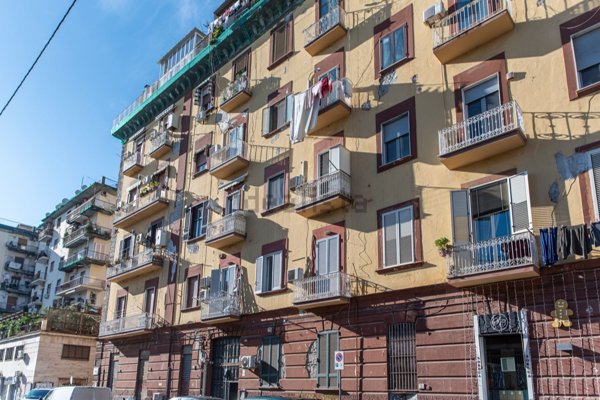 appartamento in vendita a Napoli in zona Vicaria