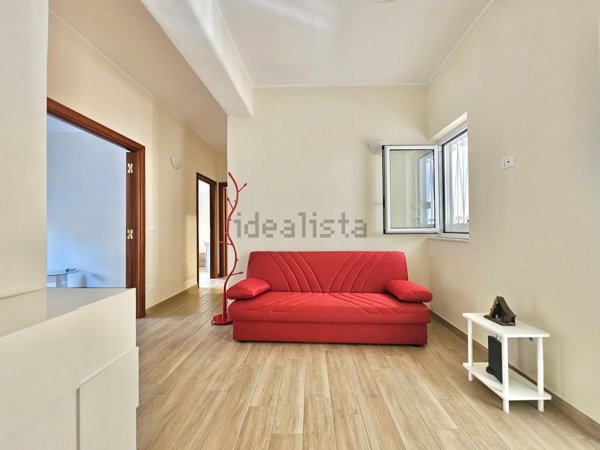 appartamento in vendita a Napoli in zona Arenella