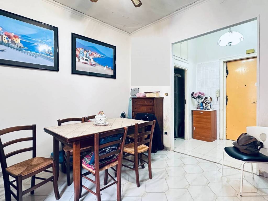 appartamento in vendita a Napoli