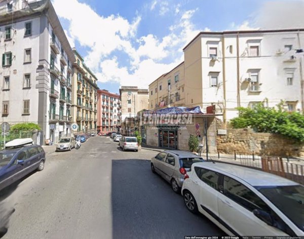 appartamento in vendita a Napoli in zona Arenella