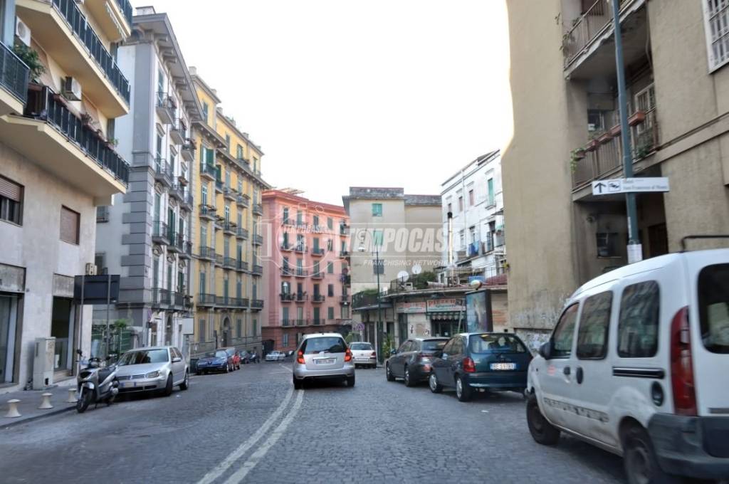 appartamento in vendita a Napoli in zona Arenella