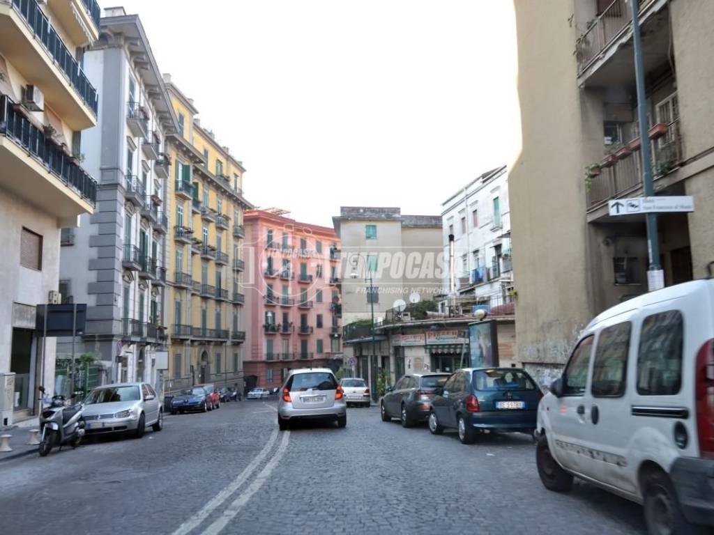 appartamento in vendita a Napoli in zona Arenella