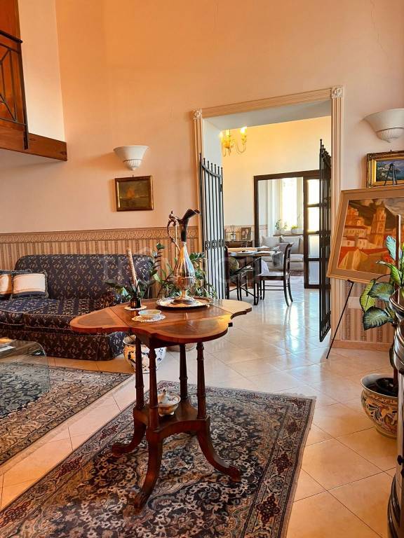 appartamento in vendita a Napoli in zona Vomero