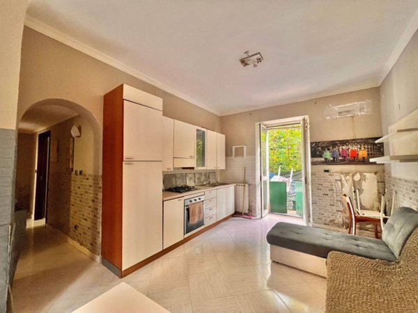 appartamento in vendita a Napoli in zona Fuorigrotta