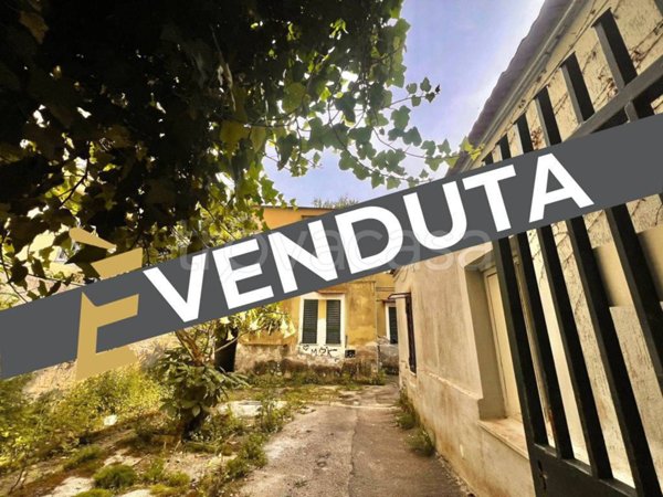 appartamento in vendita a Napoli in zona Fuorigrotta