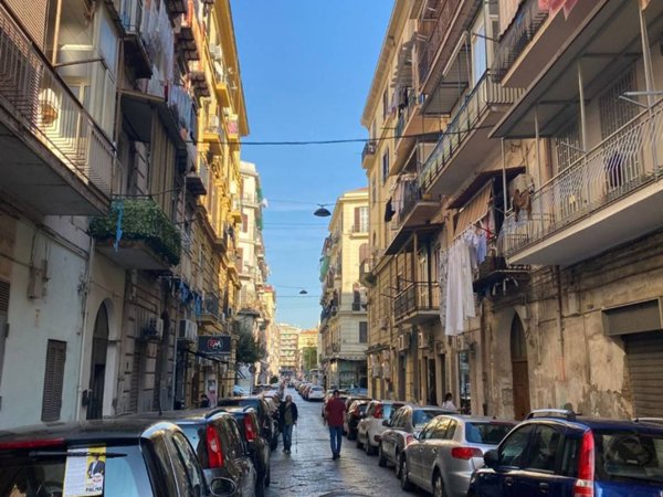 appartamento in vendita a Napoli in zona Pendino / San Giuseppe