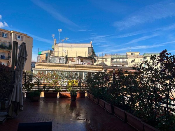 appartamento in vendita a Napoli in zona Arenella