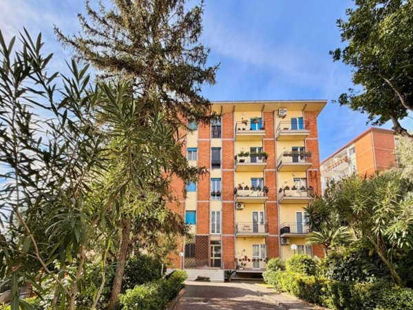 appartamento in vendita a Napoli in zona Posillipo