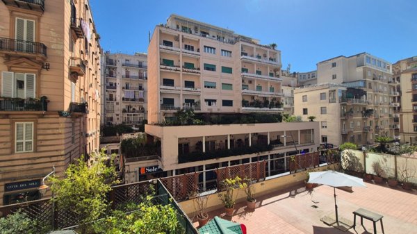appartamento in vendita a Napoli in zona Vomero