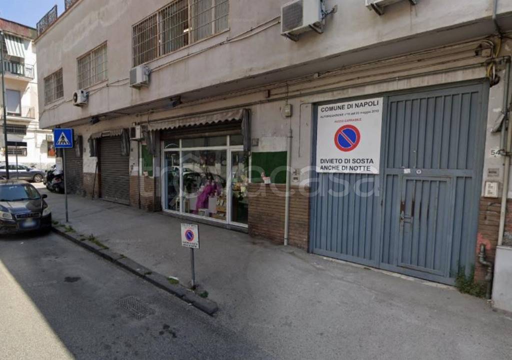 negozio in vendita a Napoli