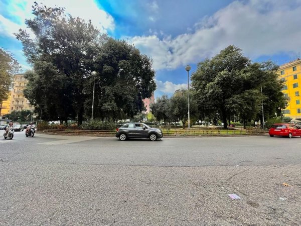 appartamento in vendita a Napoli in zona Arenella