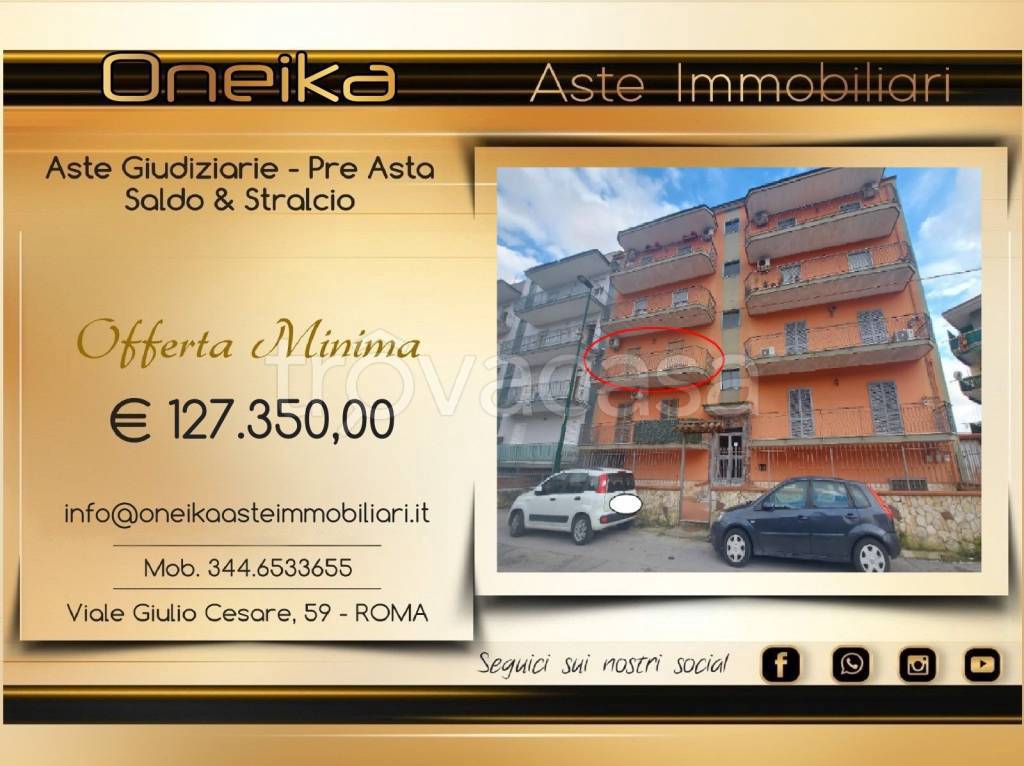 appartamento in vendita a Napoli in zona Pianura