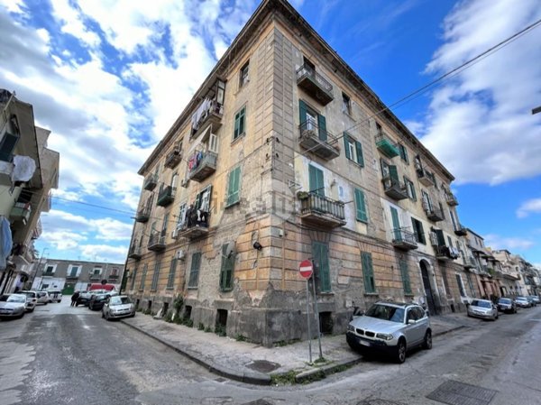 appartamento in vendita a Napoli in zona Secondigliano