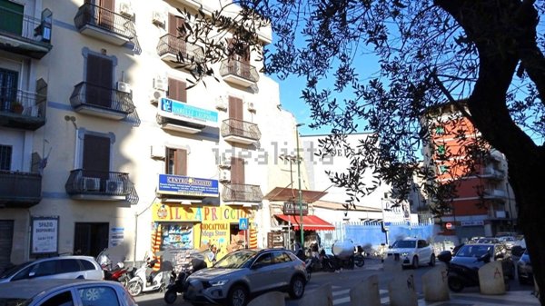 appartamento in vendita a Napoli in zona Fuorigrotta