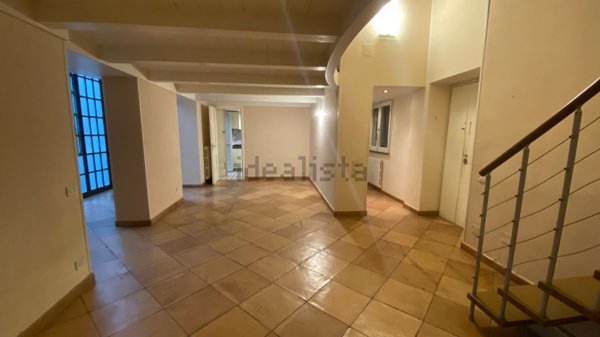 appartamento in vendita a Napoli in zona San Ferdinando