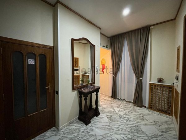 appartamento in vendita a Napoli in zona San Ferdinando