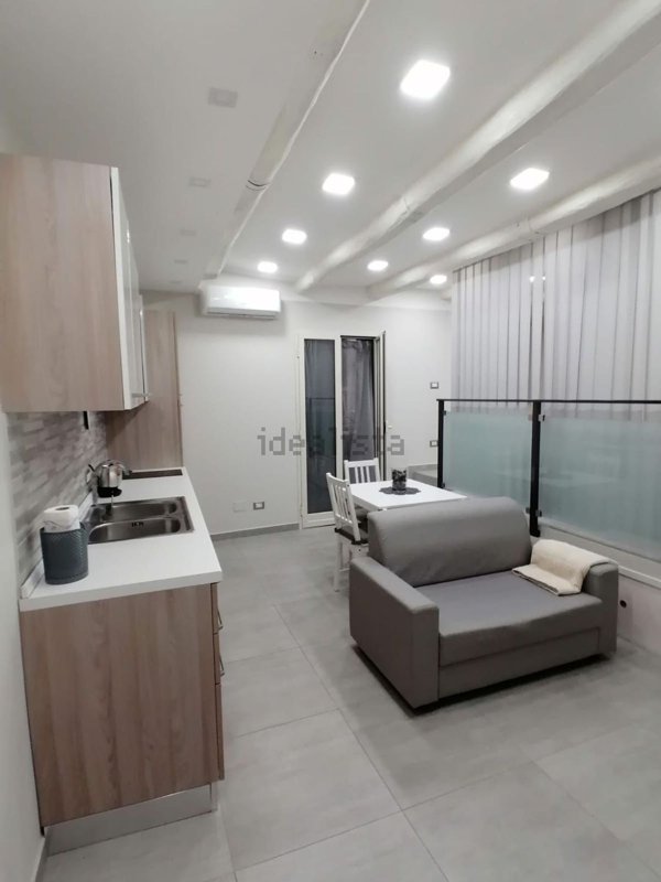 appartamento in vendita a Napoli in zona Montecalvario