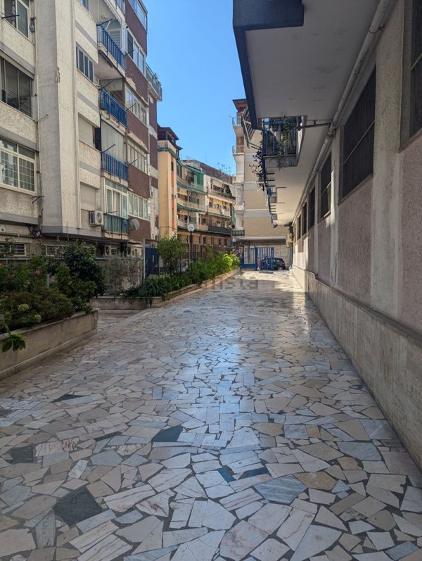 appartamento in vendita a Napoli in zona Secondigliano