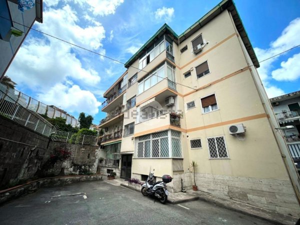 appartamento in vendita a Napoli in zona Soccavo