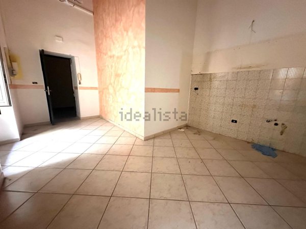 appartamento in vendita a Napoli in zona San Lorenzo