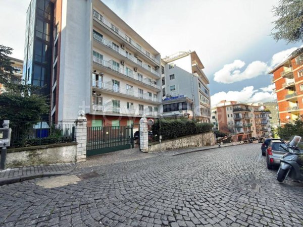 appartamento in vendita a Napoli in zona Vomero