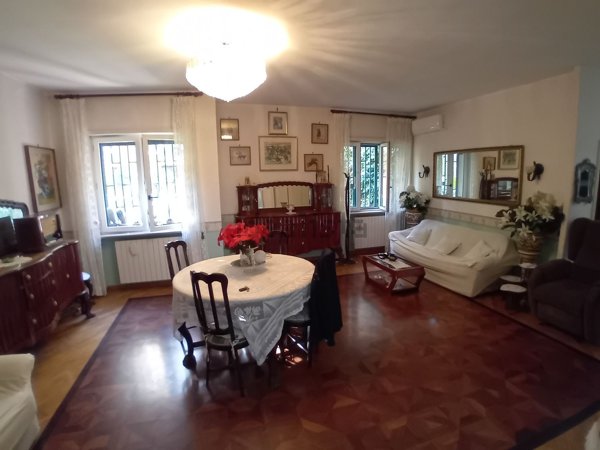 appartamento in vendita a Napoli in zona Vomero