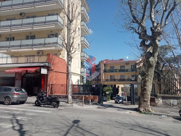 appartamento in vendita a Napoli in zona Arenella