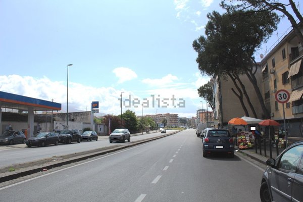appartamento in vendita a Napoli in zona Barra