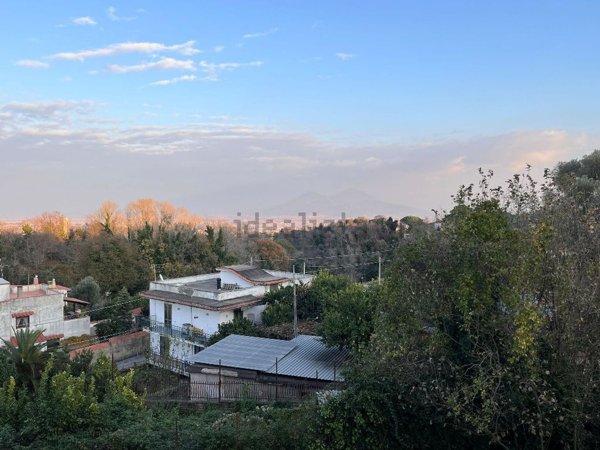 appartamento in vendita a Napoli in zona Camaldoli