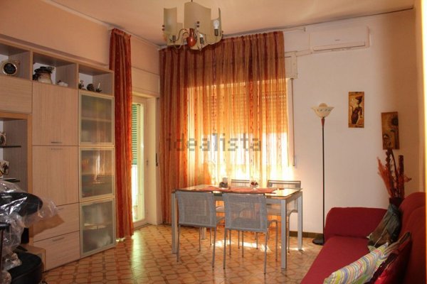 appartamento in vendita a Napoli in zona Bagnoli