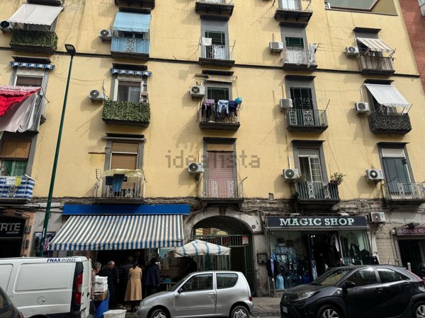 appartamento in vendita a Napoli in zona Fuorigrotta