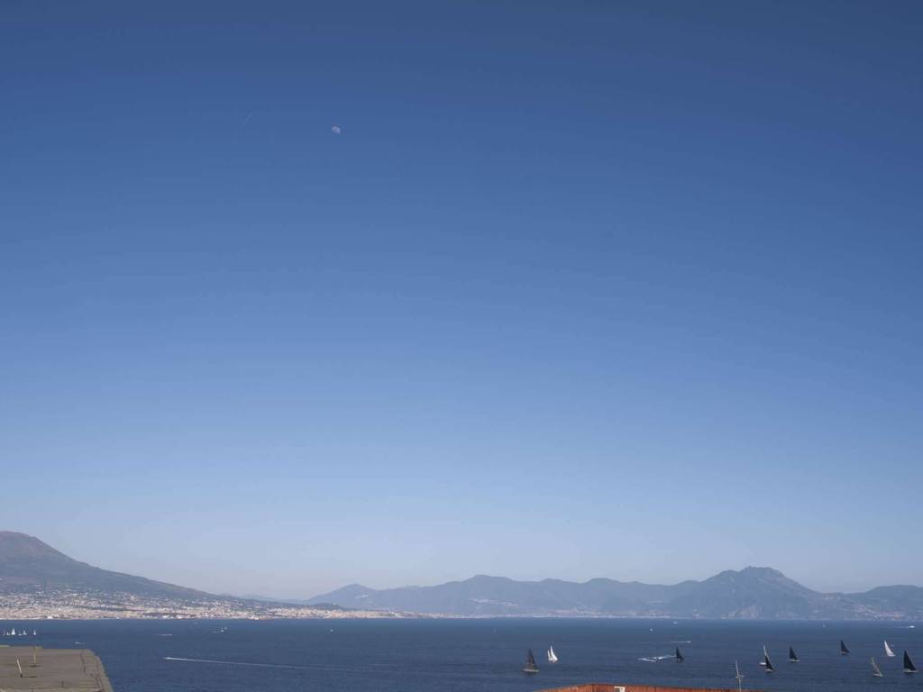 appartamento in vendita a Napoli in zona Posillipo