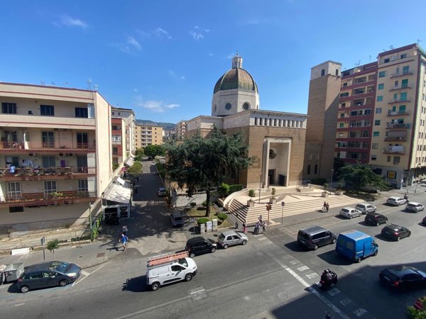 appartamento in vendita a Napoli in zona Fuorigrotta