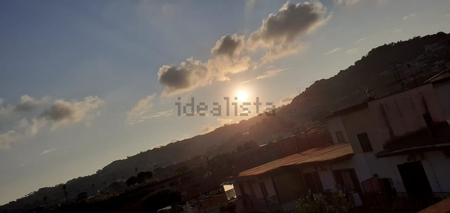 appartamento in vendita a Napoli in zona Bagnoli