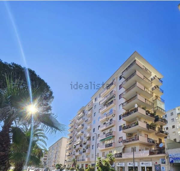 appartamento in vendita a Napoli in zona Fuorigrotta