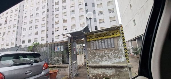 appartamento in vendita a Napoli in zona Poggioreale