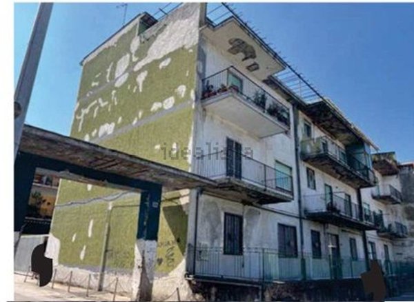 appartamento in vendita a Napoli in zona Barra