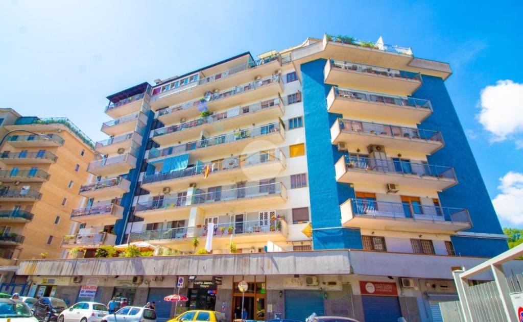 appartamento in vendita a Napoli