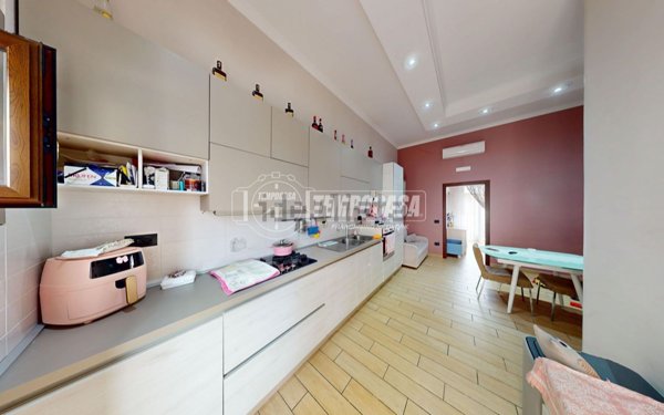 appartamento in vendita a Napoli in zona Fuorigrotta