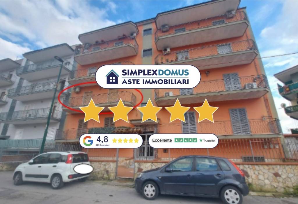 appartamento in vendita a Napoli in zona Pianura