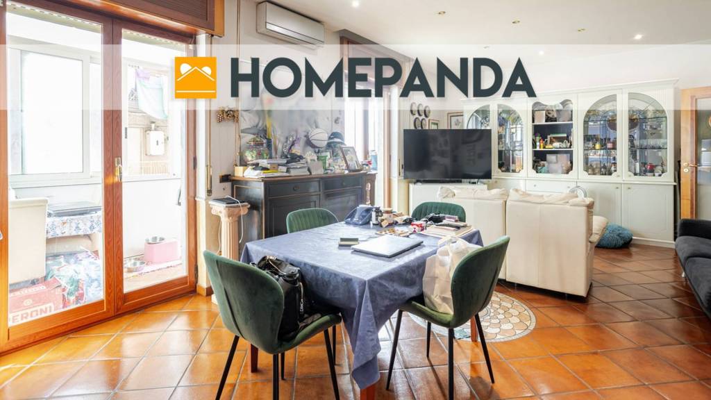 appartamento in vendita a Napoli in zona Pianura