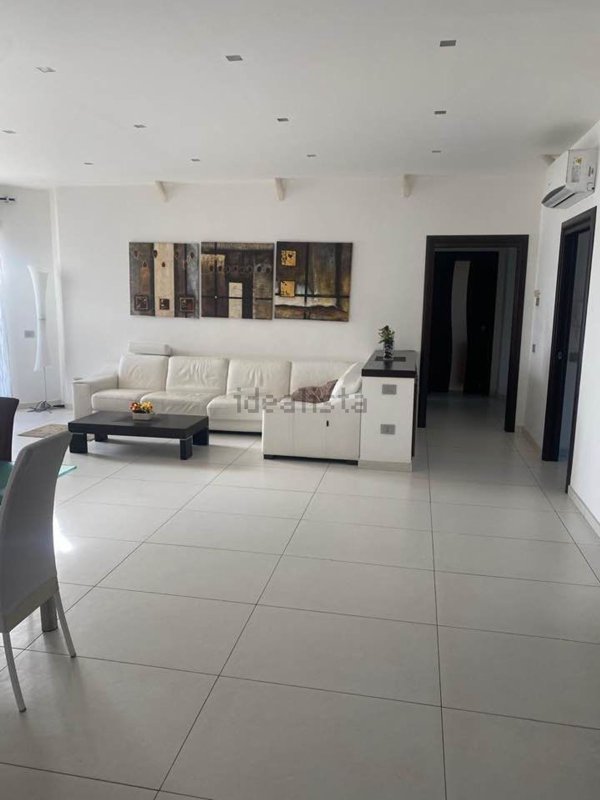 appartamento in vendita a Napoli in zona Arenella